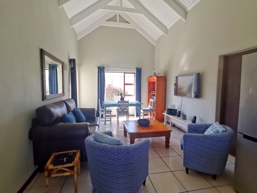 2 Bedroom Property for Sale in Sandbaai Western Cape